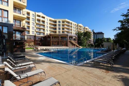 Апартхотел Голдън Лайн Aparthotel Golden Sands Bagian luar foto